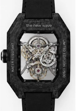 Project 2 with the black strap from the back: the movement through the rear sapphire crystal, with the new wave and limited edition engravings